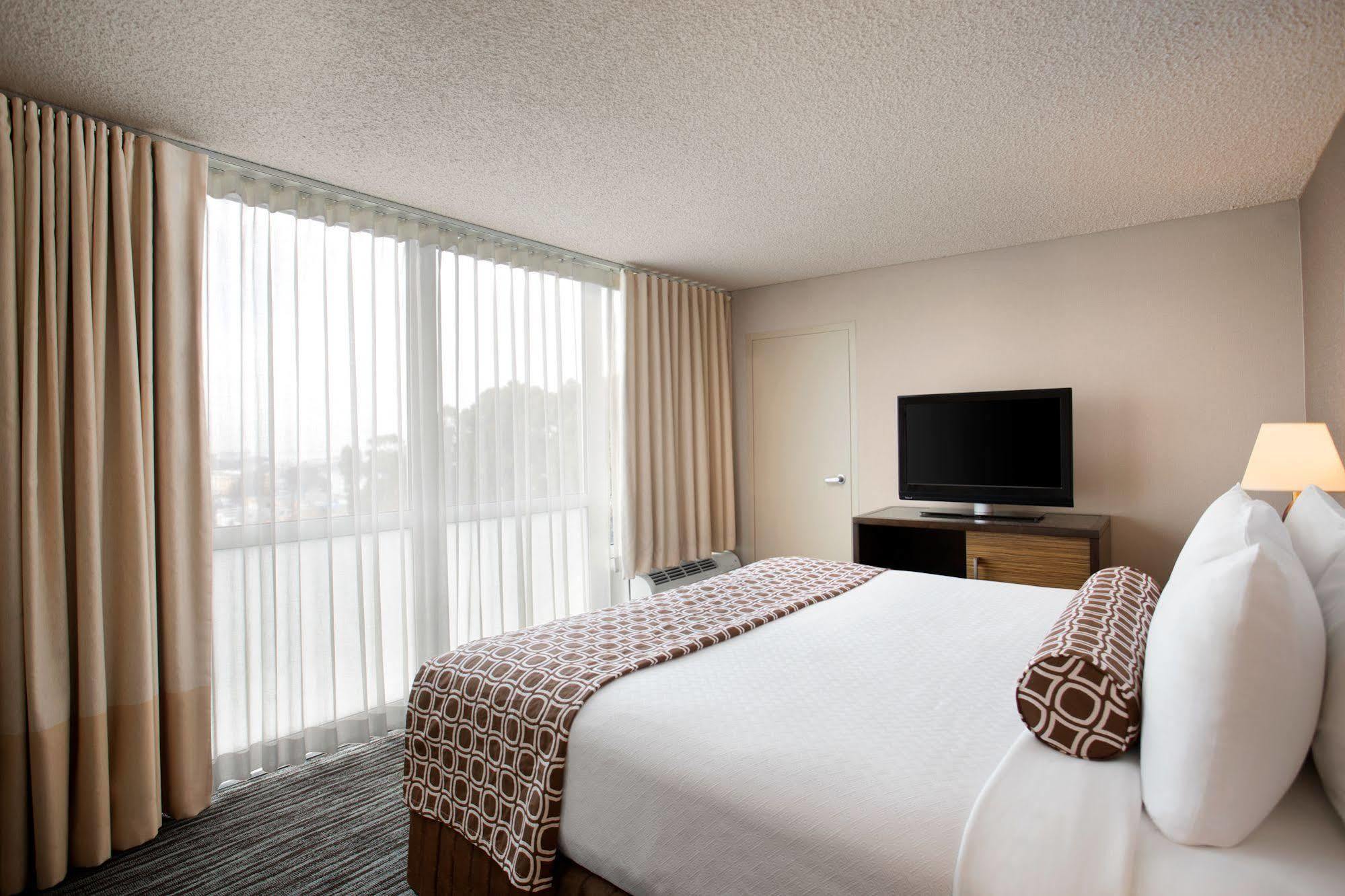 คราวน์ พลาซา ซานฟรานซิสโกแอร์พอร์ต Hotel เบอร์ลิงเกม ภายนอก รูปภาพ